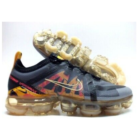 Nike Air Vapormax 2019 Special Edition - Picture 2 of 16